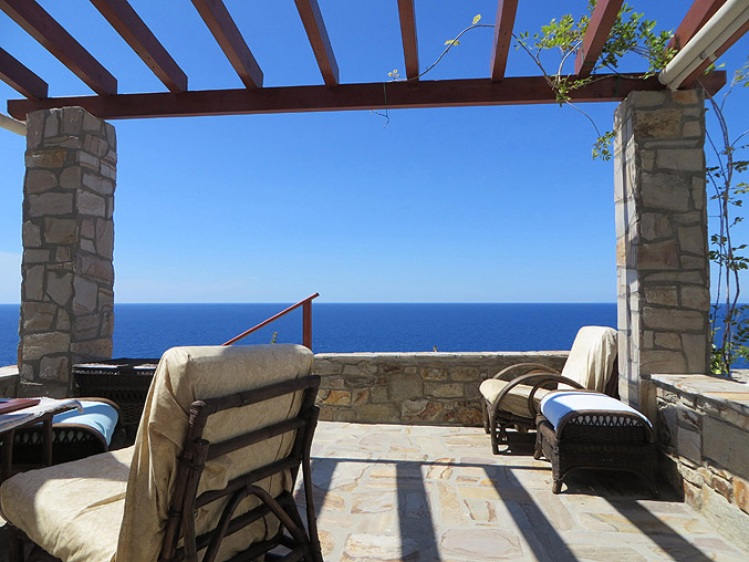 Villa Nafkrati Luxury House for rent on Island