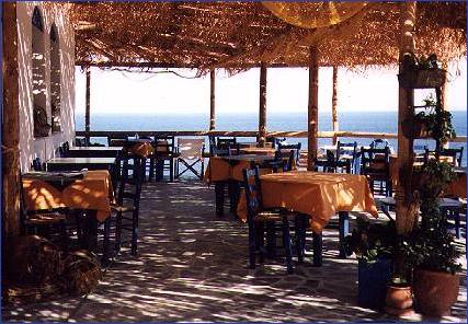 ANNA'S FISH TAVERNA - NAS, IKARIA